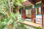 Vintage Room 1 in Joglo House By penggemarlawas