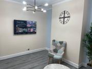 Luxury London Home with Open Garden