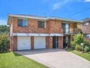 9 Rowell Street Battery Hill QLD