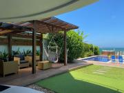 Mansão de verão luxuosa na Praia do Estaleirinho