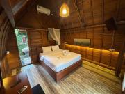 Rumah Kayu Leke - Leke Guesthouse