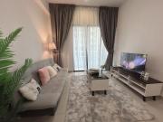 3 Room Cozy Comfy 1-11 pax Old Klang Road 7 min to Midvalley