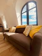 Brand New Modern 1 Bed flat with terrace