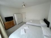East London 2 bedroom flat