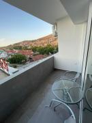 Top Veles