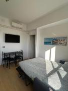 Centro storico Genova - vista Lanterna