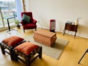 Departamento Central, con estacionamiento gratuito