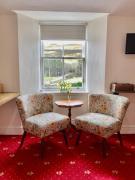 Top Yarrow Top Yarrow