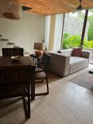 Villa Privada en Naio Palomino