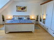 Top Detmold