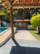 Cantinho na roca com piscina