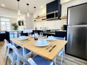 1900s Historic Charm -Free P+AC