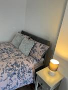 Short Stays Wi-Fi Parking Smart TVTea Coffee