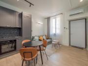 Youhosty - Modern Portello Apartment