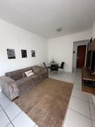 Apto completo e bem localizado