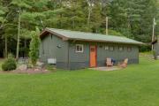 Deluxe Cabin A at Elk Creek Escape Pet Friendly!