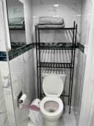 Top Bellerose Terrace