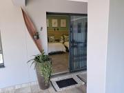 8 On Eagle Bed & Breakfast Room 3