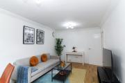 McRae - 2 bed Flat - South Norwood - Crystal Palace McRae - 2 bed Flat - South Norwood - Crystal Palace