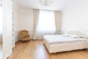 Riga Old Town 2 Bedroom and Office ArtDeco Apartment with Wifi and TV