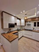 New Cairo Luxurious Apartment with Wide Garden View