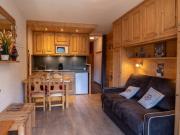 Bel appartement avec balcon, au pied des pistes à Méribel - Idéal pour vos vacances - FR-1-355-188