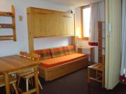 Charmant appartement avec ascenseur et casier à ski, idéal pour 4 personnes à Méribel - FR-1-355-59