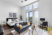 Urban King Loft Perfect for City Explorers