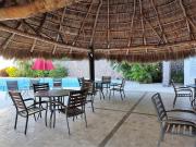 Cozy family house with pool