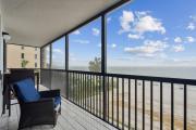 Beachfront High-Rise! Book Today