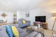 8 Middlecombe - Luxury Apartment at Byron Woolacombe, only 4 minute walk to Woolacombe Beach!