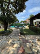 Ampla casa de 3 quartos com piscina em Serrambi PE a 50mts do mar