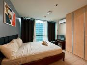 Cozi Chic 1br Condo beside One uptown Mall BGC