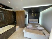 Suíte Gold com varanda e Hidro 302