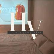 1min to Haengridangil, Entire house, three queen beds, new Suwon Starfield