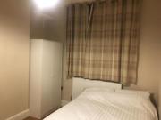 Kingdom Holiday - 709 Commercial Road London