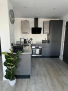 York Minster Icona 250 FREE parking & gym