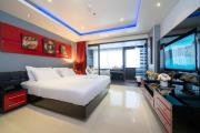 Studio Apartment in Bangla Rd