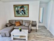 Newly Renovated 3BR2BA , Great Location