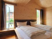 Werder Chalet -- GROßES SONNENDECK -- Strand 150m I Sauna I eKamin I bis 8 Pers I Meerblick I by "Meyers am Meer"