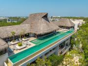 Luxury Apt Gym Jacuzzi WIFI Starlink