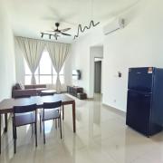 Amber Cove Seaview I MUJI 2BR I Game Room I 3-9pax