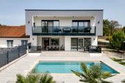 Beautiful new villa with a pool near beach - by TRAVELER tourist agency Krk ID 2410