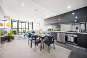 Wentworth Point Modern 2Br with large belcony