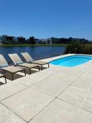 Casa de Luxo no Condomínio Enseada