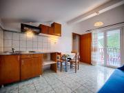 Apartments Malo Lago - One-Bedroom Apartment with Balcony and Sea View - Attic Apartment 3