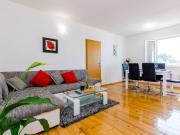 Apartment & Rooms Ma din - One Bedroom Apartment with Balcony and Sea View Apartment & Rooms Ma din - One Bedroom Apartment with Balcony and Sea View