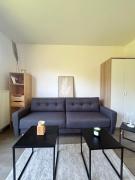 Studio équipé, gare à 3km entre Versailles et SQY