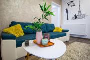 FLH - Green Apartment