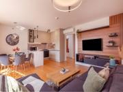 Apartment Floramye - Three Bedroom Apartment with Balcony